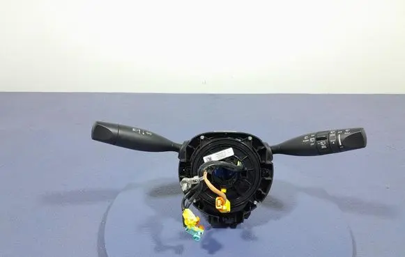 Jeep Grand Cherokee Other switches/knobs/shifts P68141120AI
