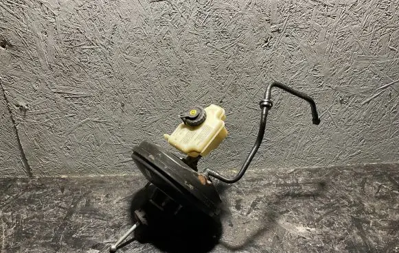 Audi A3 S3 8P Brake booster 1K1614105AJ 1K1614105