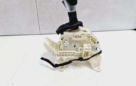 Hyundai Kona I Gear selector/shifter in gearbox 46700-J9210
