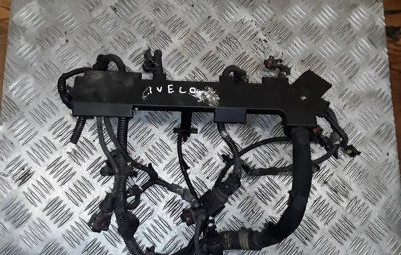 Iveco Daily 35.8 - 9 Engine installation wiring loom 504124879