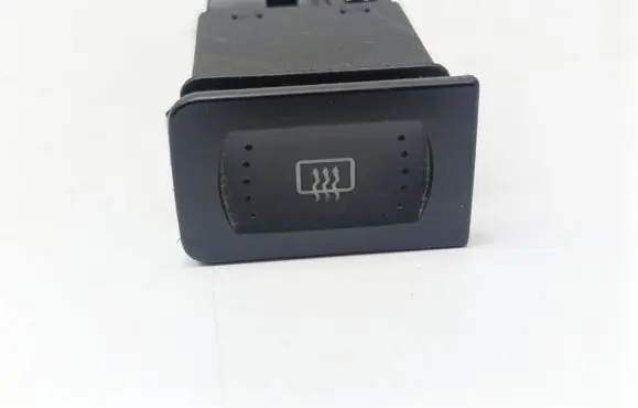 Volkswagen Golf IV Windscreen/window heater switch 1J0959621C