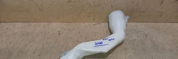 Peugeot 407 Window washer liquid tank fill tube 
