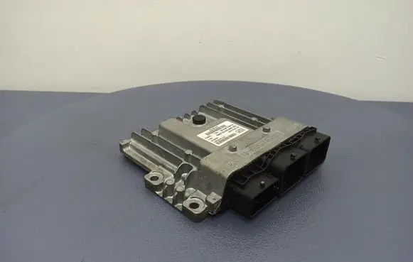 Citroen C5 Engine control unit/module ECU 9676860180