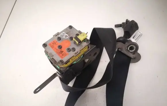 Toyota Yaris Front seatbelt 732100D200