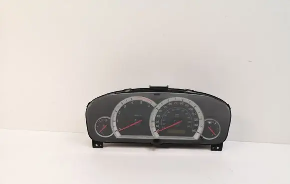 Chevrolet Captiva Speedometer (instrument cluster) 96858447