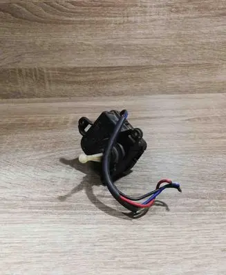 Ford Galaxy Headlight level adjustment motor 7M0941295 0307852312
