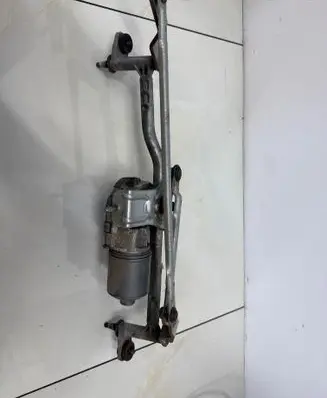 Front wiper linkage and motor