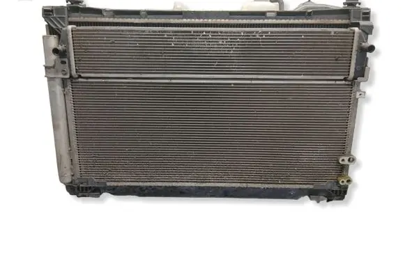 Lexus IS III XE30 Radiator set 4221352233