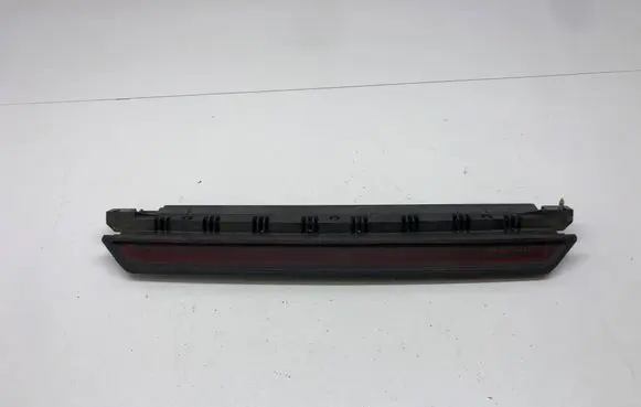 Volkswagen PASSAT B5 Third/center stoplight 3B9945097A