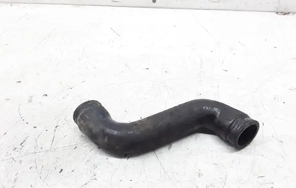 Volkswagen Polo IV 9N3 Intercooler hose/pipe 6X0145828A