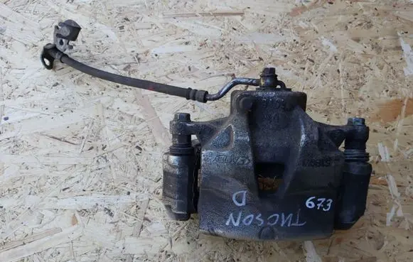 Hyundai Tucson TL Front brake caliper