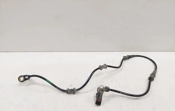 Mercedes-Benz R W251 ABS brake wheel speed sensor A2515400817