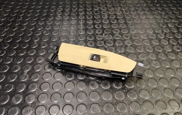 BMW 7 F01 F02 F03 F04 Electric window control switch 9163522