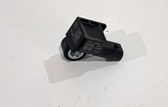 Land Rover Range Rover Evoque L551 Airbag deployment crash/impact sensor M8E214B006DA