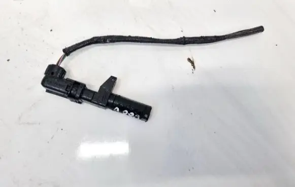 Mercedes-Benz R W251 Camshaft position sensor A0025453783