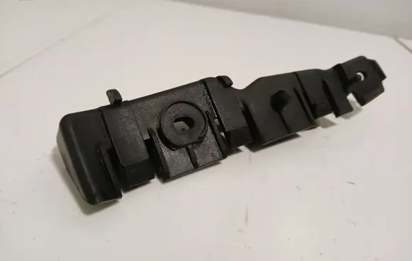 Audi A3 S3 8P Front bumper mounting bracket 8P0807183B