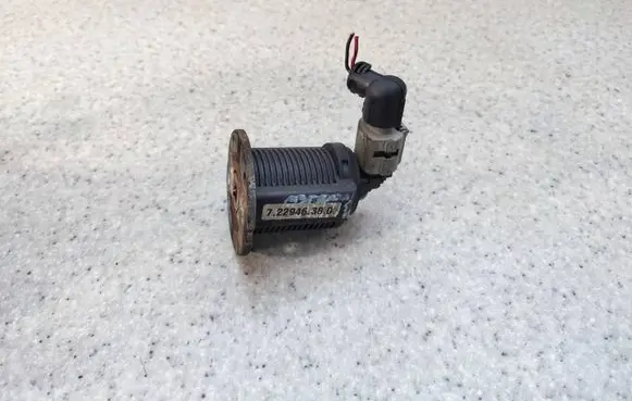 Opel Astra H EGR valve 722946380 7.22946.38.0