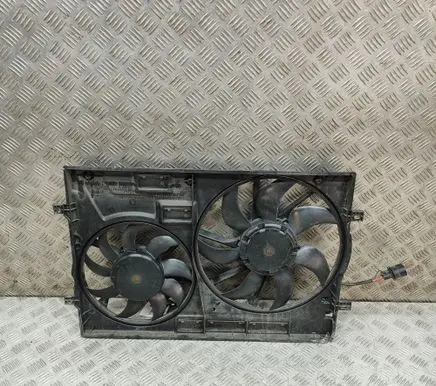 Volkswagen T-Roc Radiator cooling fan shroud 5WA121205B 5WA121207B