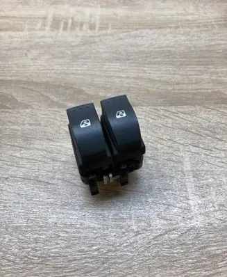 Renault Megane I Electric window control switch 