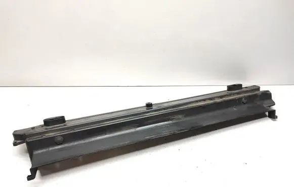 BMW 5 E60 E61 Top upper radiator support slam panel 7787830