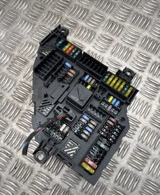 BMW X3 F25 Fuse module 9210860 117033453E 180511