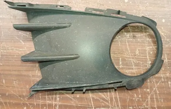 Renault Modus Front fog light trim/grill 8200311701