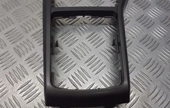 Opel Astra H Gear shifter surround trim plastic 13116961