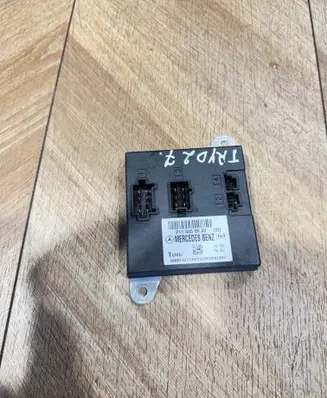Mercedes-Benz E W211 Comfort/convenience module 2115450532