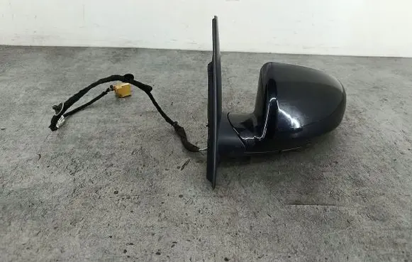 Audi A2 Front door electric wing mirror 