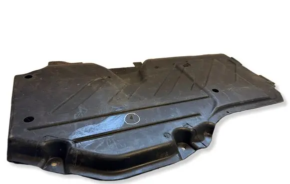 Mercedes-Benz GLE W167 Fuel tank bottom protection A1676800103 15637948