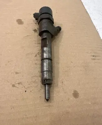 Fuel injector