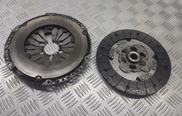 Skoda Octavia Mk1 (1U) Pressure plate 