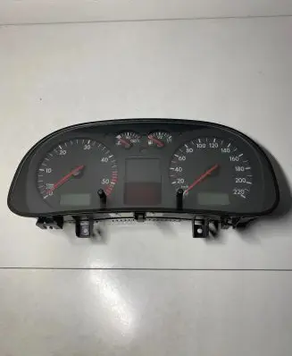 Volkswagen Golf IV Speedometer (instrument cluster) 1J0920826B 0263637562