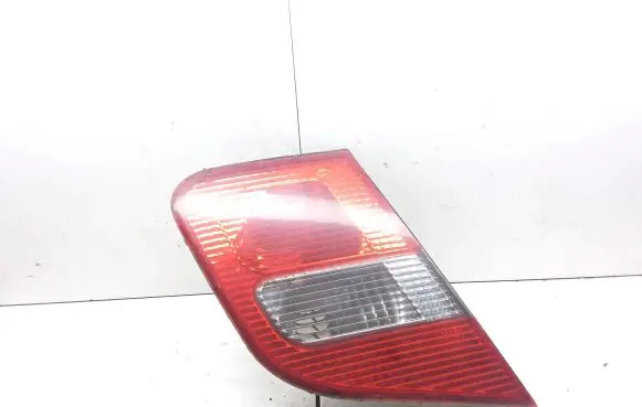 Mitsubishi Carisma Tailgate rear/tail lights 151207