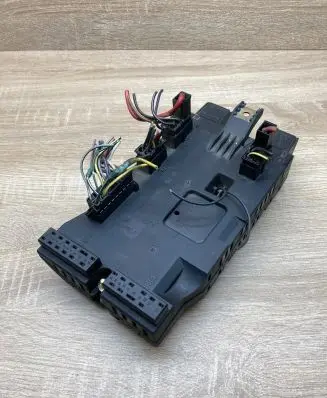 Mercedes-Benz Vito Viano W638 Fuse module 0005400650 0850102