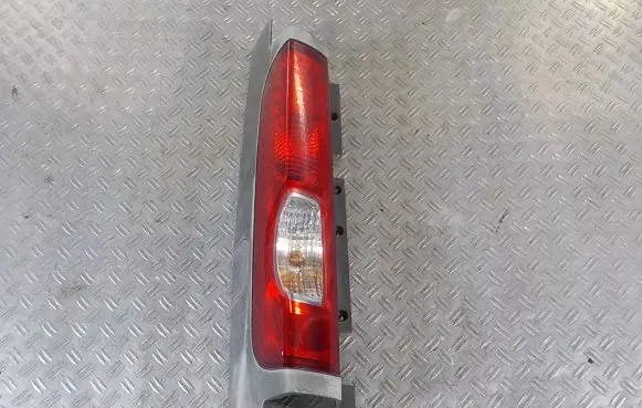Renault Trafic II (X83) Rear/tail lights 265A60118R