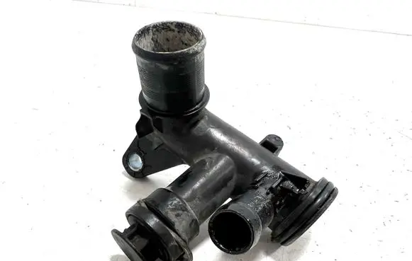 Peugeot 308 Engine coolant pipe/hose 1122501