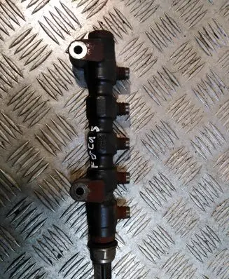 Ford Focus Fuel main line pipe 9654592680 9654590