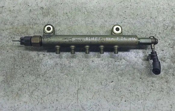 Nissan Almera Tino Fuel main line pipe