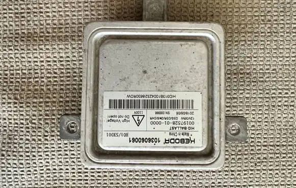 Jaguar XF X260 Headlight ballast module Xenon 1036060061 00197528