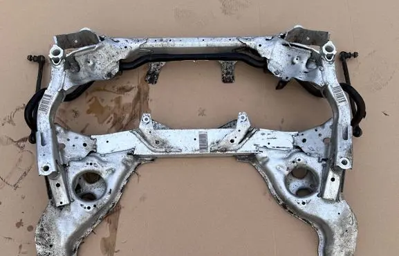 BMW 3 E90 E91 Front subframe 