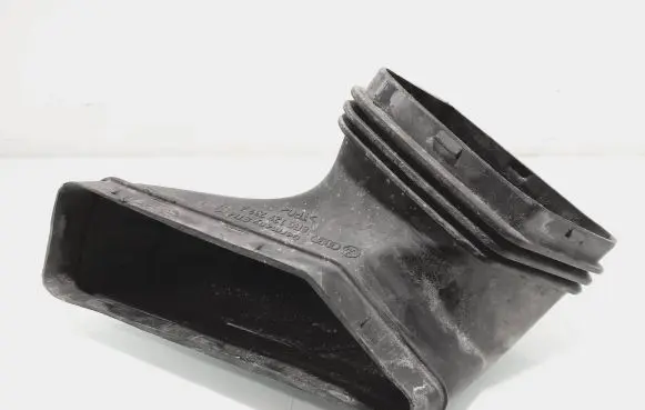 Audi A4 S4 B8 8K Air intake duct part 8R0129739A