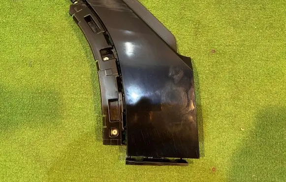 BMW X6 G06 Fender end trim 7481375