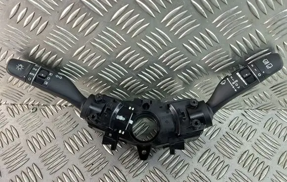 Hyundai Tucson TL Wiper turn signal indicator stalk/switch 93404D7962