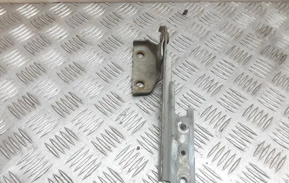 Mazda 626 Engine bonnet/hood hinges