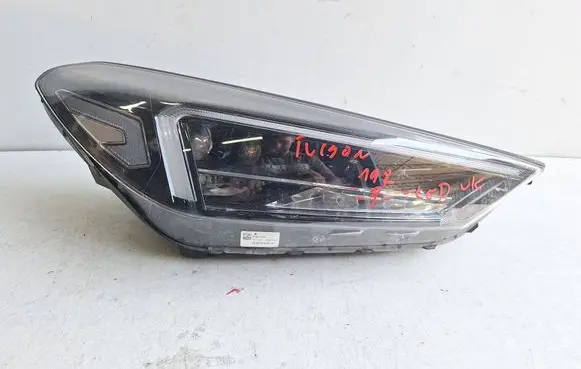 Hyundai Tucson TL Headlight/headlamp 92102D77XX