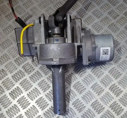 Opel Corsa D Power steering pump 13248190 26117967