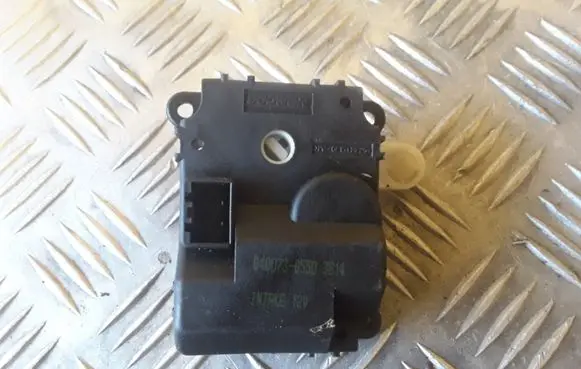 KIA Carens I Air flap motor/actuator B400730550