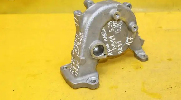 Aston Martin DB11 Water pump