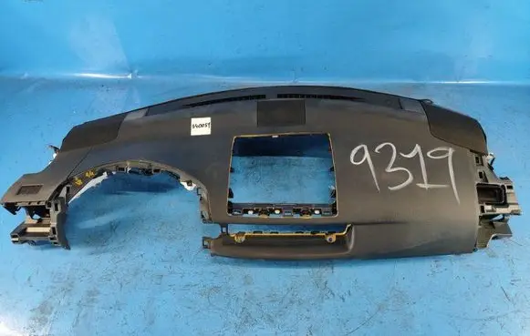 Lexus CT 200H Glove box central console 5530276020C0